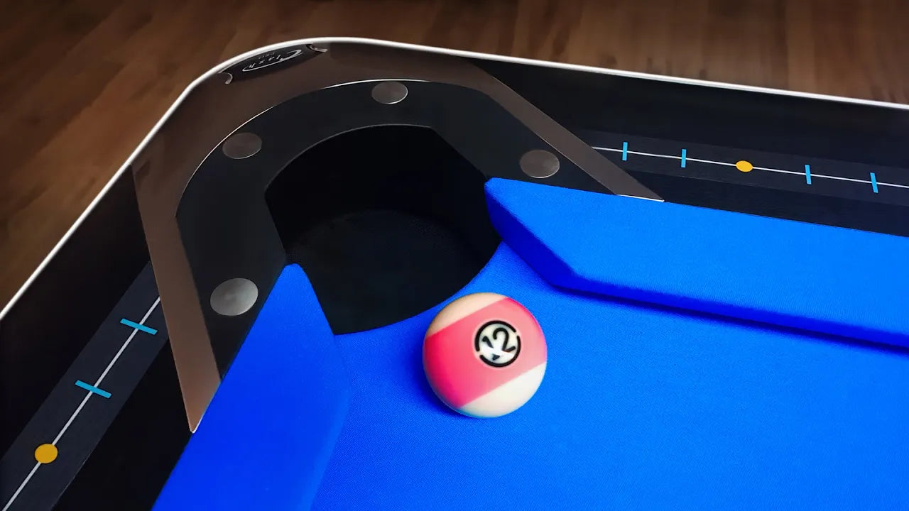 Six Different Ways to Play This Pocket Hanger
